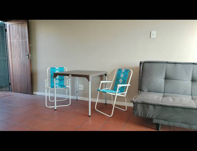 1 BEDROOM FLAT FOR SALE IN MOSSEL BAY CENTRAL